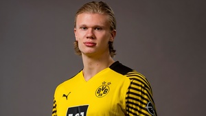 Erling Haaland, Norwegian footballer, Soccer, Football player, 4K wallpaper