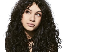 Alessia Cara, Canadian singer, How Far Ill Go (Moana), White background, 4K wallpaper