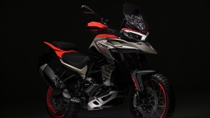 Benelli TRK 800, 2022, Black background, 4K wallpaper