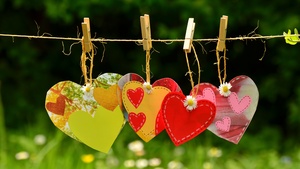 Hanging Hearts, Love Symbols, Red heart, Blur background, 4K wallpaper
