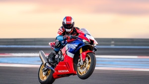 Honda CBR1000RR-R Fireblade SP, Racing bikes, Stunt, Race track, Sports bikes, 2022, 4K wallpaper