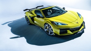 Chevrolet Corvette Z06, 2023, Performance Pack, White background, 4K wallpaper