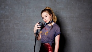 Sabrina Carpenter, American singer, 4K wallpaper