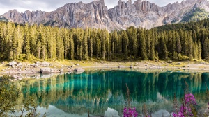 Italy, Mirror Lake, Mountain range, Landscape, Scenery, Pine trees, 4K wallpaper