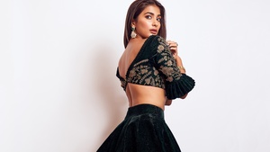 Pooja Hegde, White background, Indian actress, Bollywood actress, Beautiful actress, 4K wallpaper