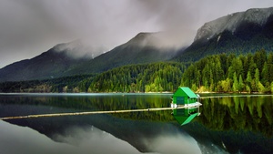 Landscape, Green Trees, Mountains, Reflection, Body of Water, Foggy, 4K wallpaper