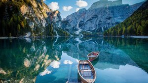 Wooden boat, Mirror Lake, Reflection, Mountain View, Pond, Landscape, Scenery, 4K wallpaper