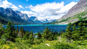 Glacier National Park, USA, Mountain range, White Clouds, Glacier mountains, Snow covered, Green Trees, Blue Water, Landscape, Scenery, 4K wallpaper