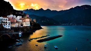 Italy, Cliffs, Mountain range, Seascape, Boats, Body of Water, Long exposure, Sunset, Landscape, 4K wallpaper