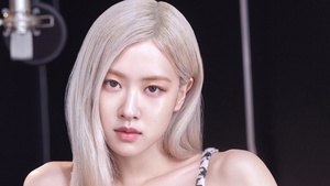 Rose (Blackpink), Beautiful, Portrait, K-Pop singers, Vogue, 4K wallpaper
