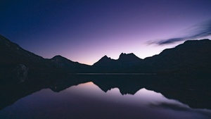 Cradle Mountain, Australia, Silhouette, Night time, Lake, Reflection, Purple sky, Landscape, Scenery, 4K wallpaper