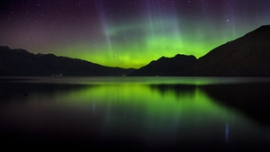 Aurora Borealis, Polar Lights, Northern Lights, Lake, Night time, Reflection, Starry sky, Landscape, 4K wallpaper