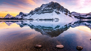 Bow Lake, Canada, Banff National Park, Canadian Rockies, Glacier mountains, Mountain range, Landscape, Reflection, Scenery, Summit, Evening sky, Snow covered, 4K wallpaper