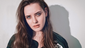 Katherine Langford, Australian actress, White background, 4K wallpaper