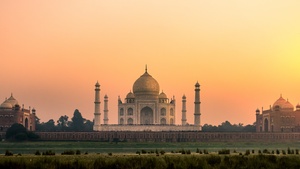 Taj Mahal, India, Sunset, Orange sky, Wonders of the World, Landscape, Landmark, Famous Place, Tourist attraction, Ancient architecture, 4K wallpaper