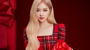 Jisoo, K-Pop singer, Blackpink, Red background, 4K wallpaper