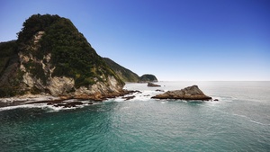 Coastline, Seascape, Landscape, Horizon, Mountains, Clear sky, Rocky coast, 4K wallpaper