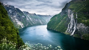 Norway, Cliffs, Landscape, Mountains, Cloudy Sky, River, Evening, Flowing Water, 4K wallpaper
