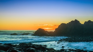 Cape Arago, Sunset, Rocky coast, Seascape, Waves, Horizon, Orange sky, Landscape, 4K wallpaper