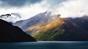 Lake Wakatipu, Foggy, New Zealand, Body of Water, Mountains, Landscape, Snow, Scenery, 4K wallpaper