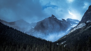 Yoho National Park, Canada, Mountain range, Misty mountains, Snow covered, Cloudy Sky, Alpine trees, Landscape, 4K wallpaper