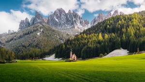 Italy, Alps, Dolomites, Mountain range, Snow covered, Landscape, Scenery, Cathedral, Glacier mountains, Green Grass, Trees, Clouds, Famous Place, Tourist attraction, 4K wallpaper