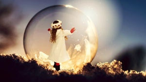 Baby girl, Child, Soap Bubble, Frozen bubble, Sunlight, Christmas, Winter, Bokeh, Xmas, Surreal, Cute Girl, December, 4K wallpaper