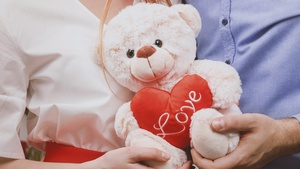 Teddy bear, Couple, Heart, Valentine, Romantic, Cute Bear, February, 4K wallpaper