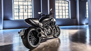 Cruiser motorcycle, 4K wallpaper
