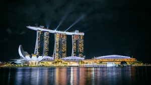 Marina Bay Sands, Singapore, Hotel, Night life, City lights, Body of Water, Reflection, Light beam, Dark, Modern architecture, Cityscape, 4K wallpaper