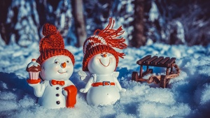 Snowman, Cute figure, Snow covered, Winter, Christmas decoration, Cute Christmas, Navidad, Noel, 4K wallpaper