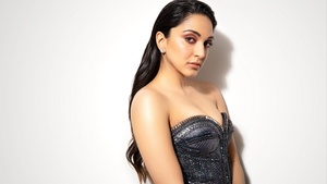 Kiara Advani, White background, Indian actress, Bollywood actress, 4K wallpaper