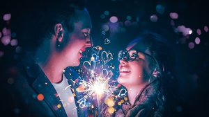 Couple, Sparklers, Lovers, Romantic, Love hearts, Night, Celebration, 4K wallpaper
