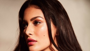 Amyra Dastur, Beautiful actress, Indian actress, Bollywood actress, Tradition, Portrait, 4K wallpaper