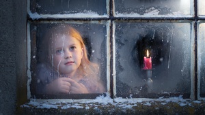 Cute Girl, Winter, Christmas, Snow, Window, Girly, 4K wallpaper