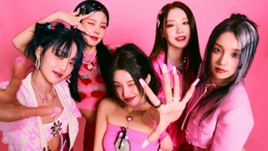 (G)I-dle, Pink aesthetic, Girl group, Korean singers, K-pop singers, Yuqi, Minnie, Miyeon, Shuhua, Soojin, Soyeon, Pink background, 4K wallpaper