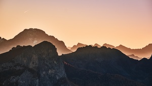 Giau Pass, Italy, Mountain range, Dolomites, Sunrise, Landscape, 4K wallpaper