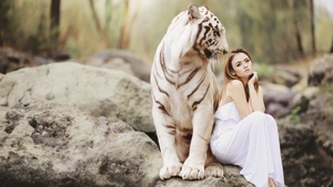 White tiger, Asian Woman, Friends, Wild, Dream, 4K wallpaper