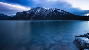 Lake Minnewanka, Banff National Park, Mountains, Landscape, Canada, 4K wallpaper