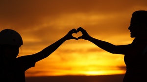 Hands together, Silhouette, Love heart, Lovers, Couple, Sunset, 4K wallpaper