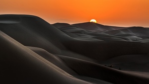 Sunrise, Desert, Sand Dunes, Golden hour, Orange sky, Serene, Warm, Wilderness, Horizon, 4K wallpaper