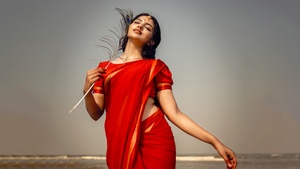 Mamitha Baiju, Saree, Beautiful actress, Indian actress, Malayalam actress, 4K wallpaper