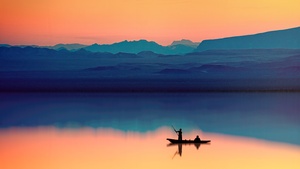 Aesthetic, Mountains, Lake, River, Dusk, Evening, Reflection, Boating, Silhouette, 4K wallpaper