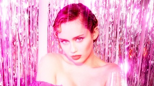 Miley Cyrus, American singer, Pink background, 4K wallpaper