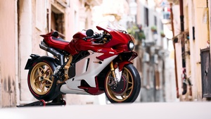 MV Agusta Superveloce 1000 Serie Oro, 2024, Sports bikes, 4K wallpaper