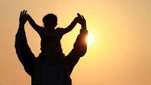 Dad - Daughter, Sunset, Silhouette, Happy Fathers Day, 4K wallpaper