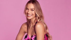 Margot Robbie, Pink background, Vogue, 4K wallpaper
