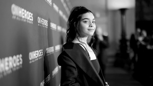 Iman Vellani, Monochrome, Actress, Black and White, 4K wallpaper