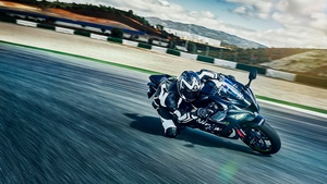 Kawasaki Ninja ZX-10R, Race track, 4K wallpaper