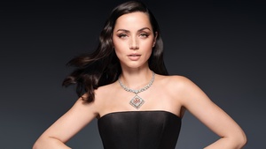 Ana de Armas, Jewellery, Dark background, Portrait, 4K wallpaper